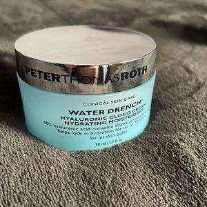peter thomas roth hydrating moisturizer